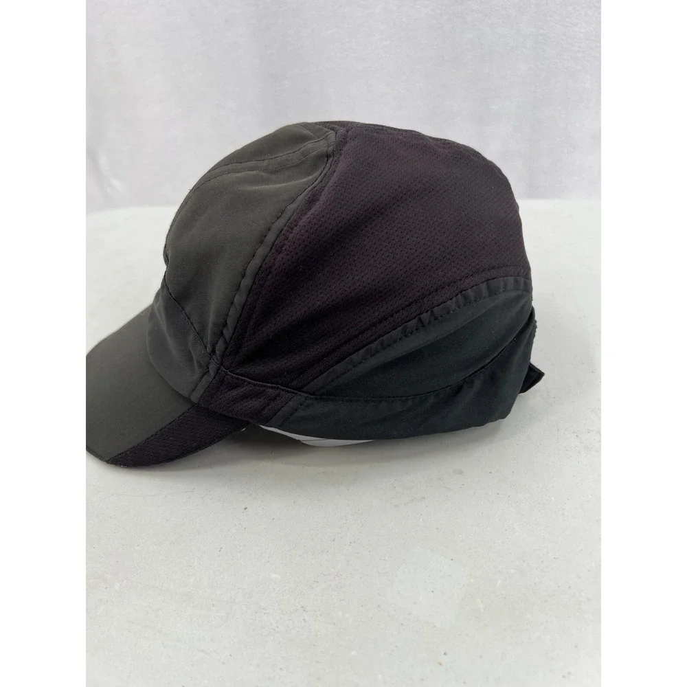 Nike Featherlight 7 Panel Hat Gray White Swoosh Dri-fit‎ Strapback Baseball Cap